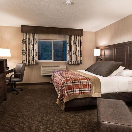 Best Western Plus Flathead Lake Inn And Suites Kalispell Exterior photo