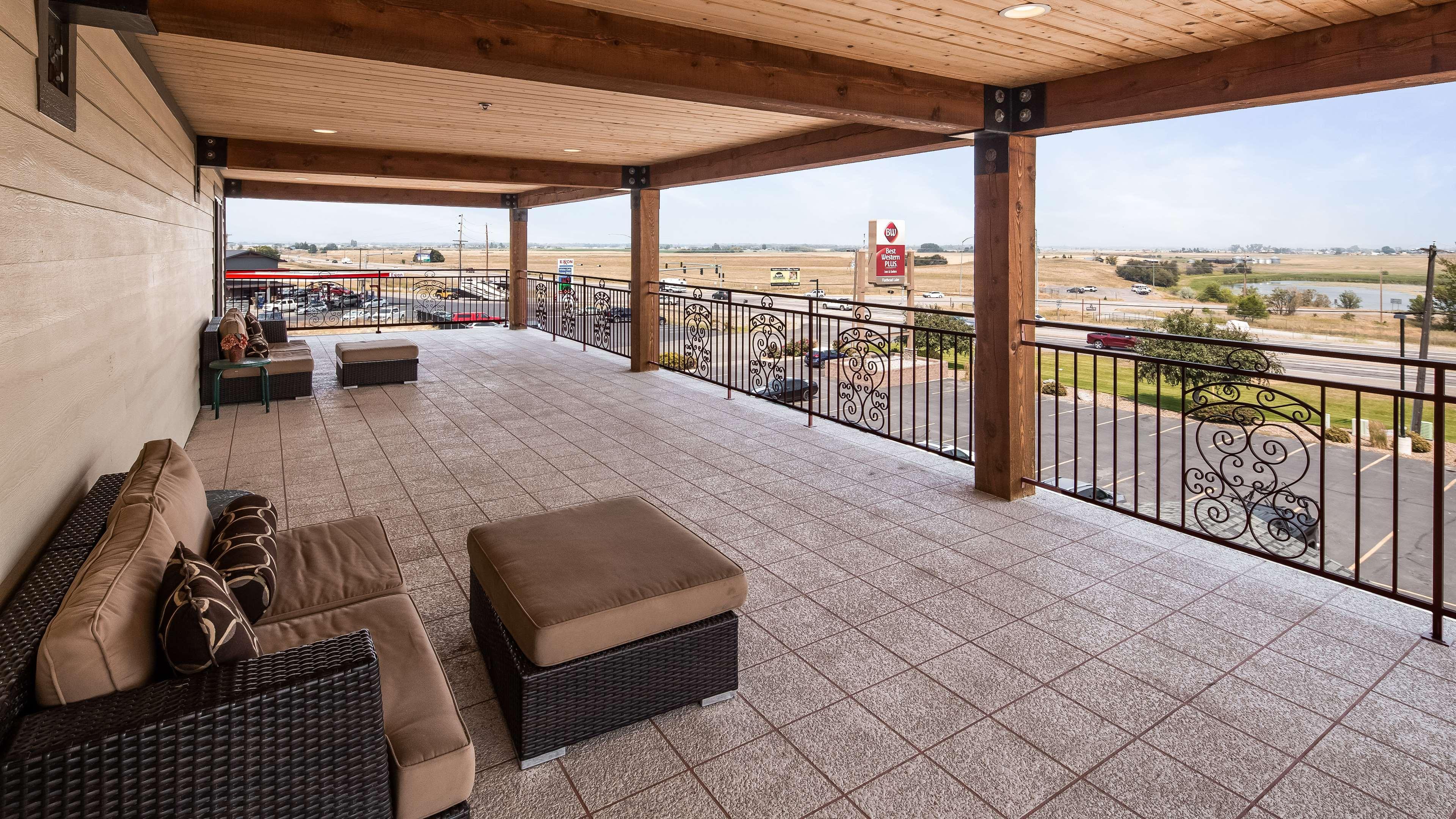 Best Western Plus Flathead Lake Inn And Suites Kalispell Exterior photo
