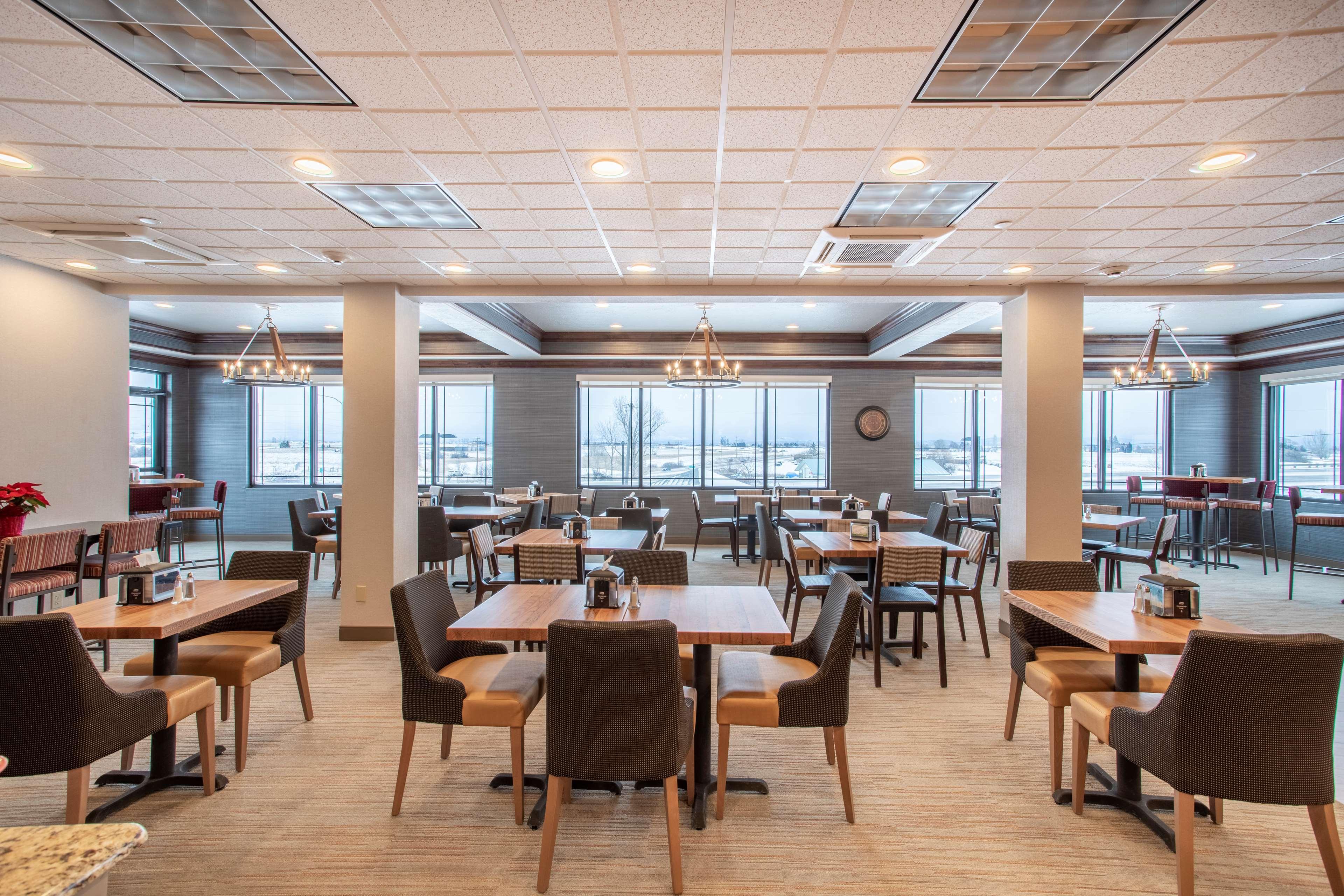 Best Western Plus Flathead Lake Inn And Suites Kalispell Exterior photo