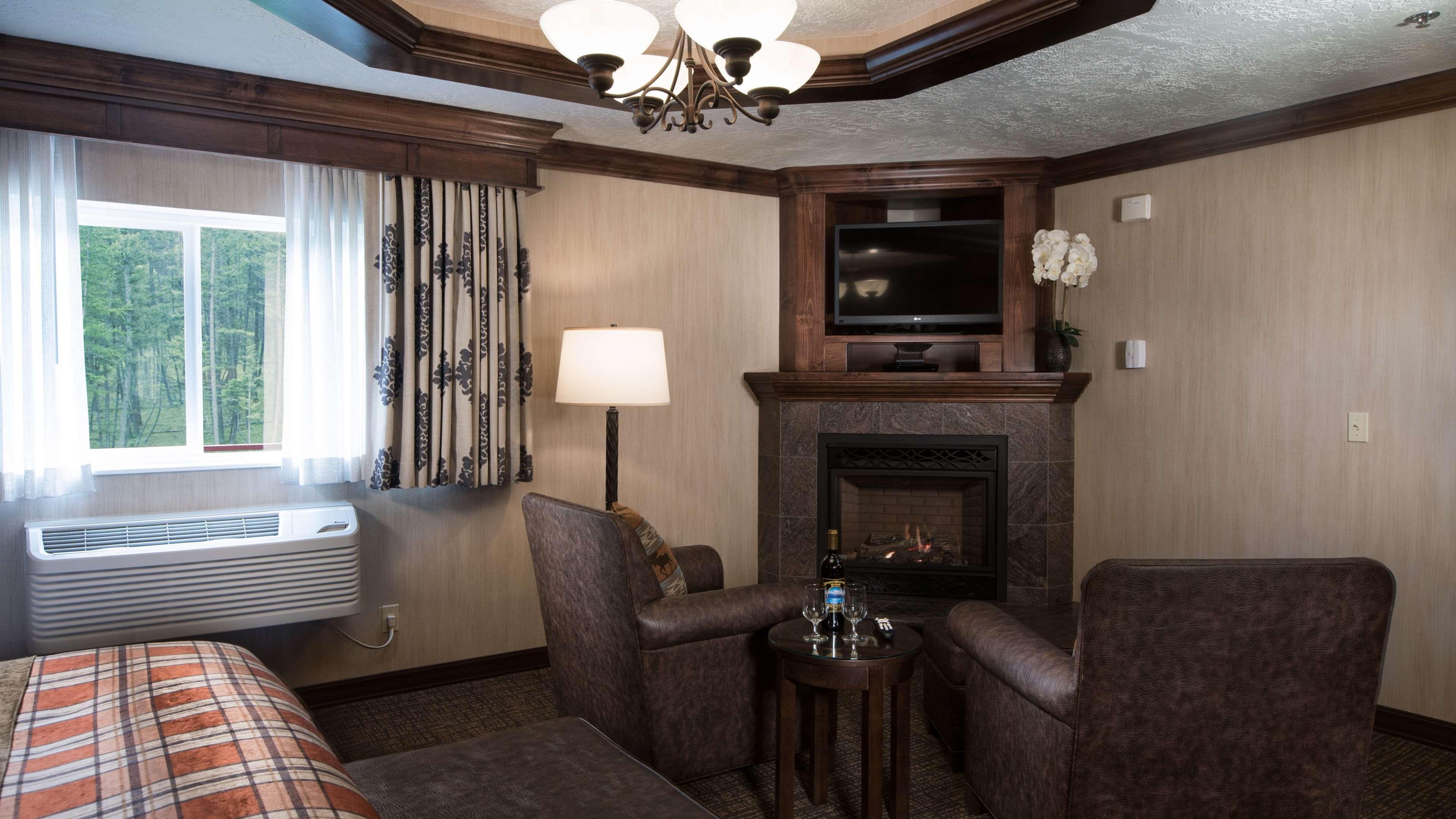 Best Western Plus Flathead Lake Inn And Suites Kalispell Exterior photo